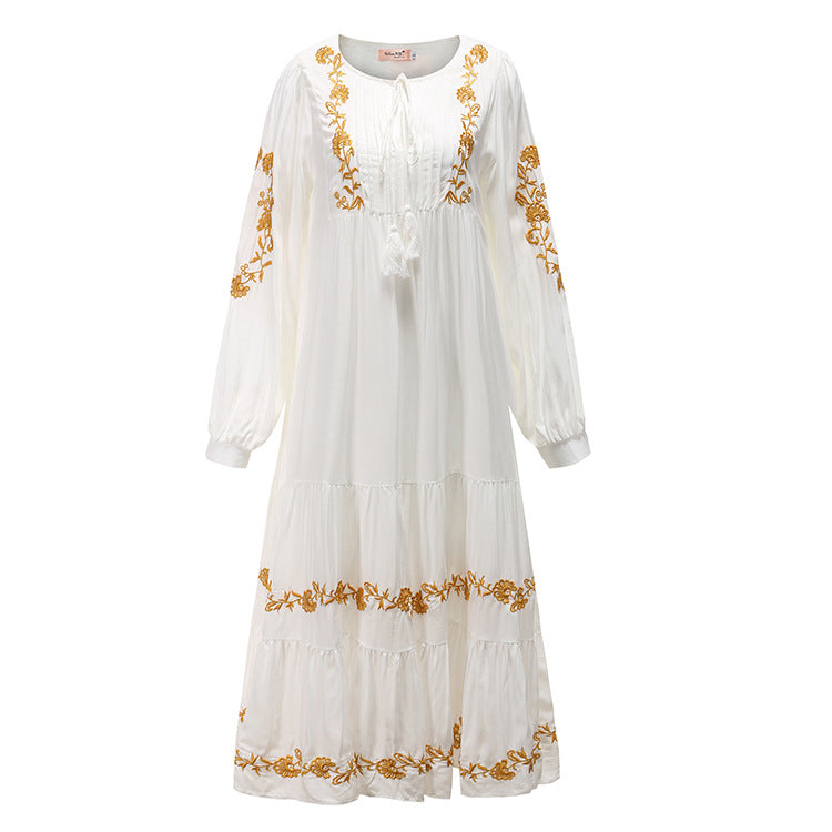 Elegant Embroidered Summer Dress – Feminine Style