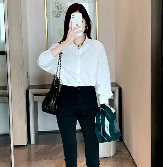 Lorynza Women’s Minimal Blouse